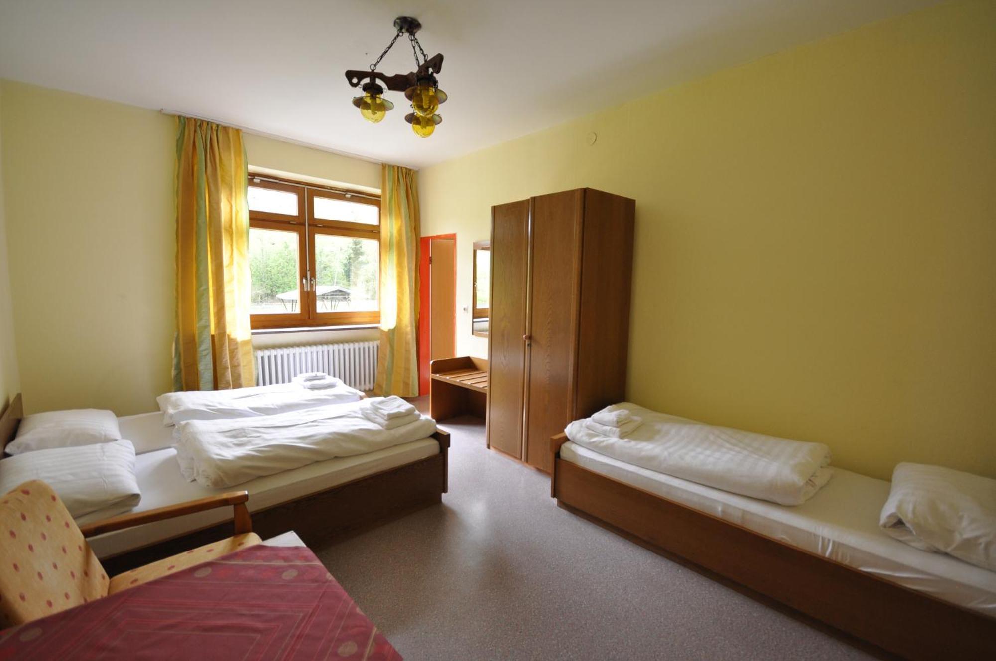 Hotel & Hostel Drei Baeren 阿尔特瑙 外观 照片